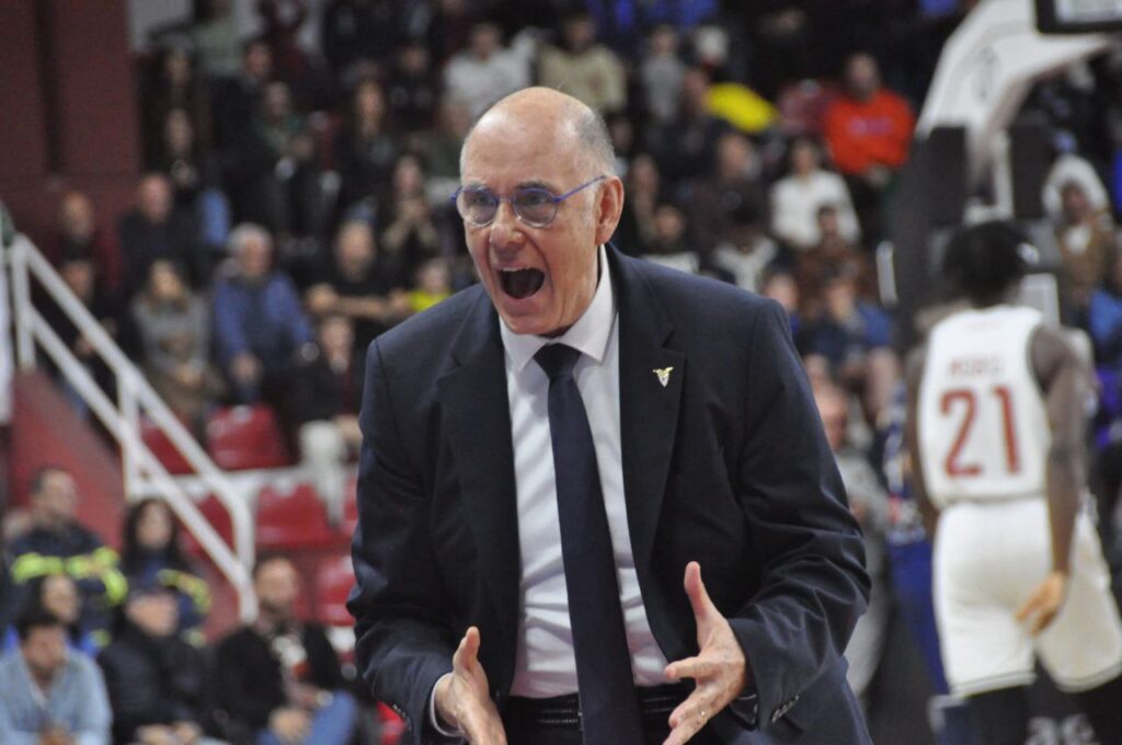 Coach Attilio Caja in Trapani - Fortitudo.