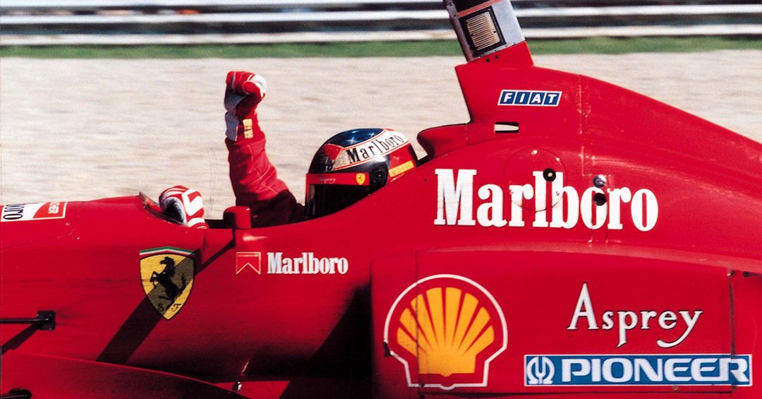 Michael Schumacher alla guida della F310 del 1996