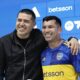 Gary Medel con Juan Roman Riquelme al Boca Juniors