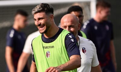 Il tecnico del Bologna Vincenzo Italiano con Riccardo Orsolini - ©Bologna Fc 1909