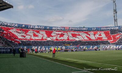 Coreografia dei tifosi rossoblù, bologna