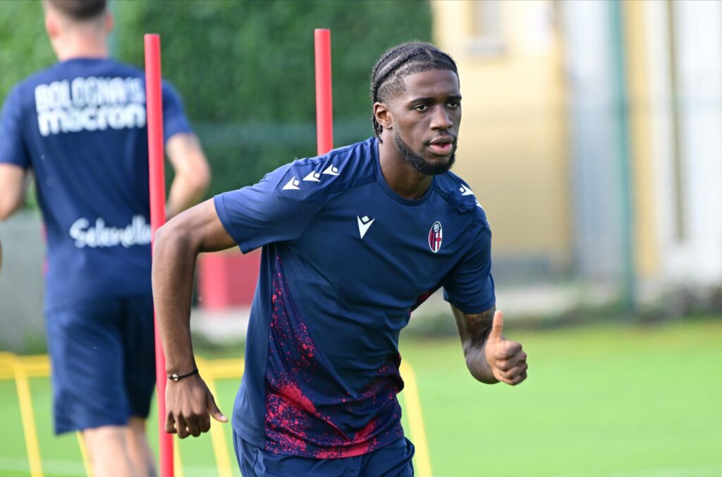 Samuel Iling-Junior (© Bologna FC 1909)