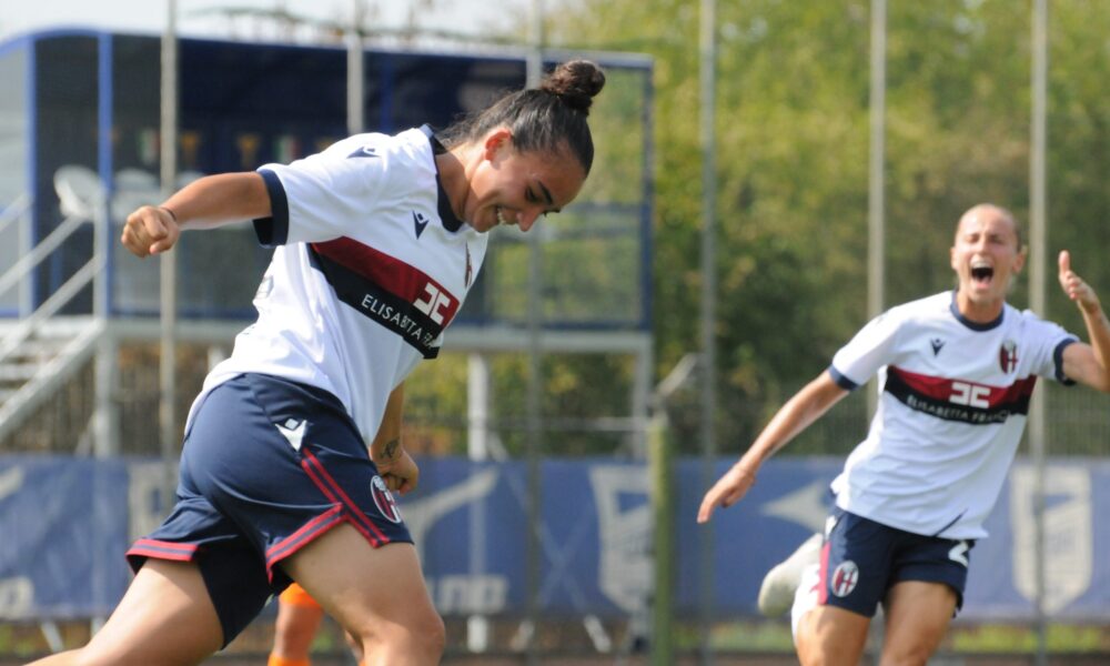 Veronica Battelani in gol con il Bologna femminile