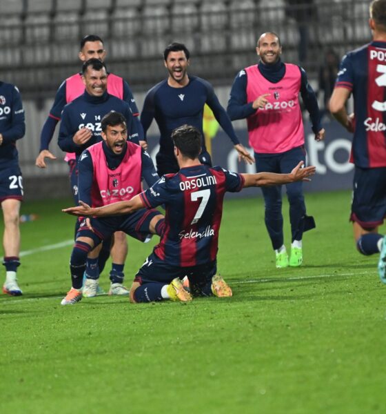 Riccardo Orsolini in gol in Monza Bologna del 2022