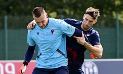 Lukasz Skorupski e Juan Miranda (© Bologna FC 1909)