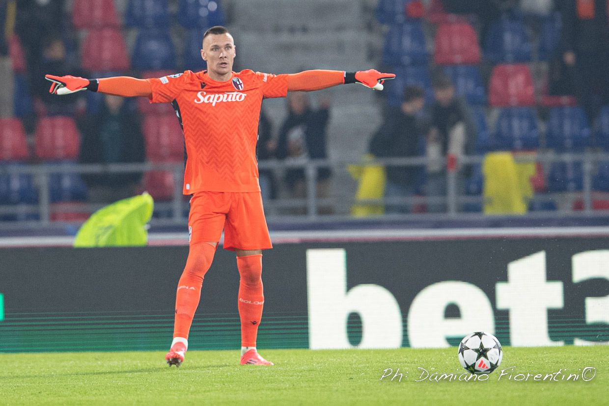 Łukasz Skorupski - Bologna-Shakhtar