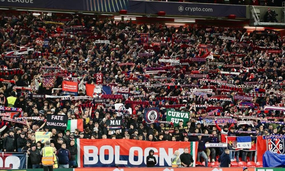 Tifosi ad Anfield per Liverpool - Bologna in Champions League