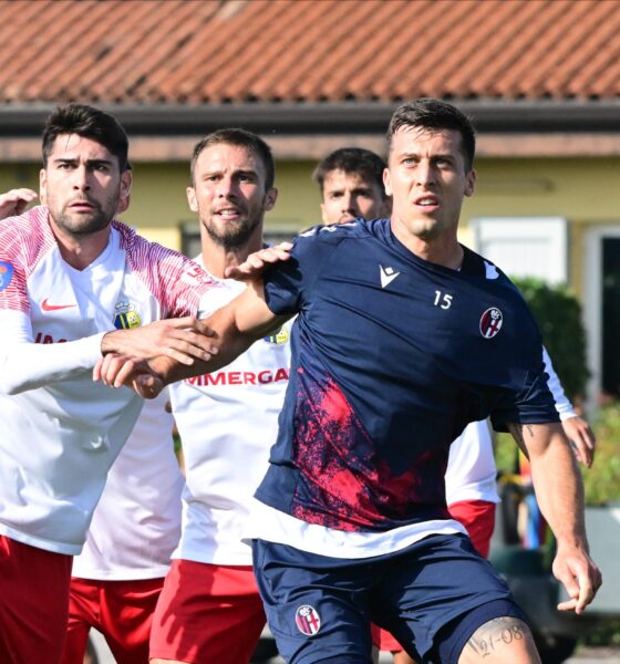 Verso Genoa-Bologna, ballottaggio in difesa