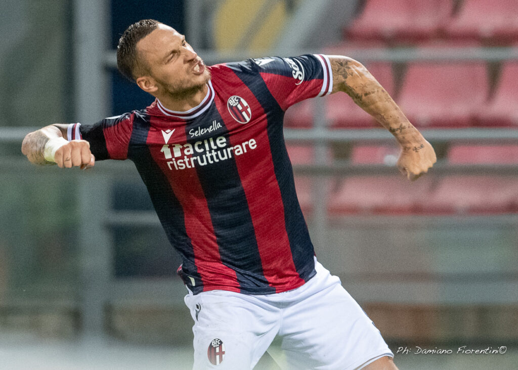 L'esultanza di Marko Arnautovic, Bologna-Genoa 21/22 (© Damiano Fiorentini)