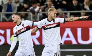 Jens Odgaard esulta per il raddoppio contro il Cagliari