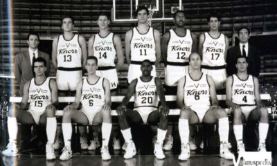 Virtus-Pesaro. Virtus 1989/90. In piedi: Messina, Righi, Gallinari, Binelli, C. Johnson, Tasso, Pasquali, Sotto: Bon, Coldebella, Richardson, Sylvester, Brunamonti