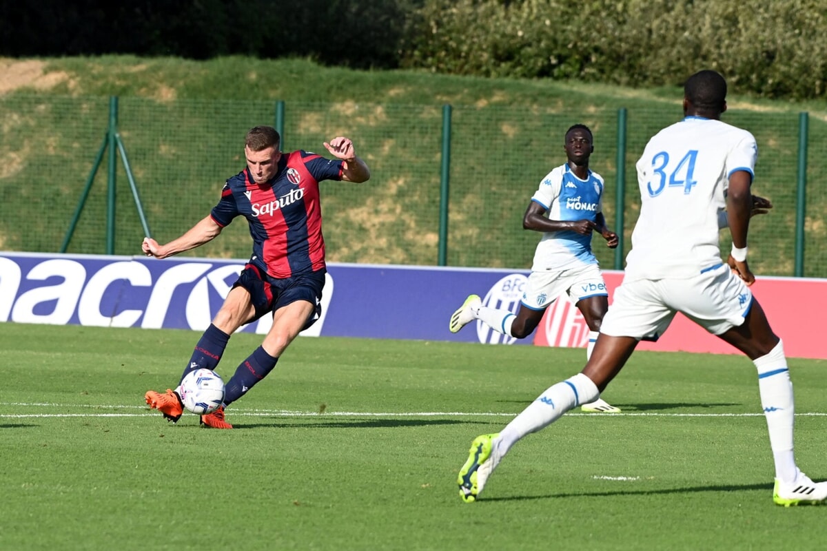 Ferguson segna il 2-0 contro il Monaco