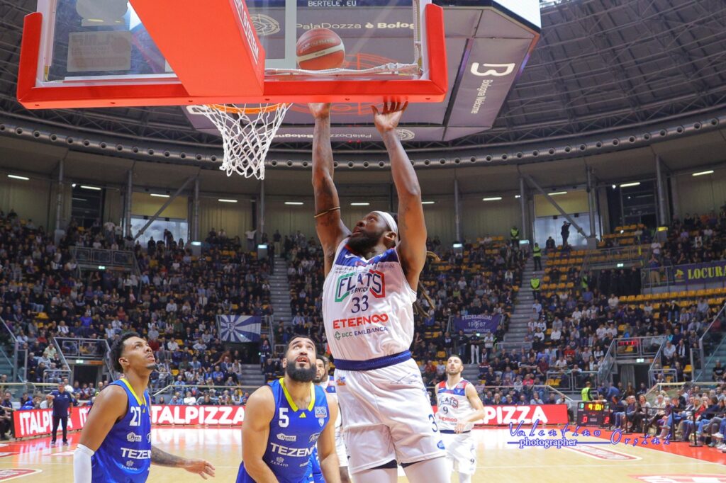 DeShawn Freeman in Fortitudo Flats Service Bologna - Tezenis Verona (©Valentino Orsini- Fortitudo Flats Service Bologna)