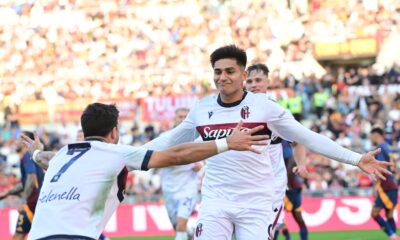 Esultanza di Santi Castro in Roma-Bologna 2 a 3 (© Bologna FC 1909)