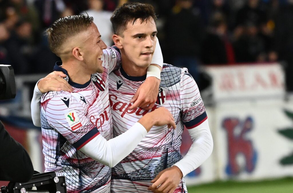 Jesper Karlsson e Nikola Moro (© Bologna FC 1909)