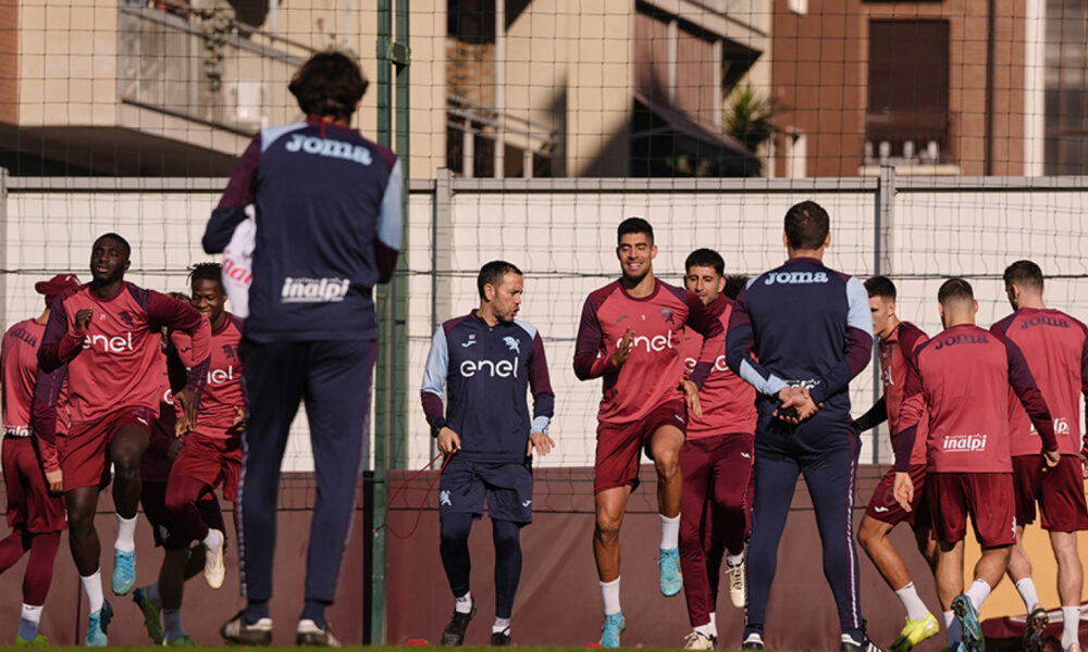 Immagini dall'allenamento del Torino, con Adam Masina (©: Torino FC)