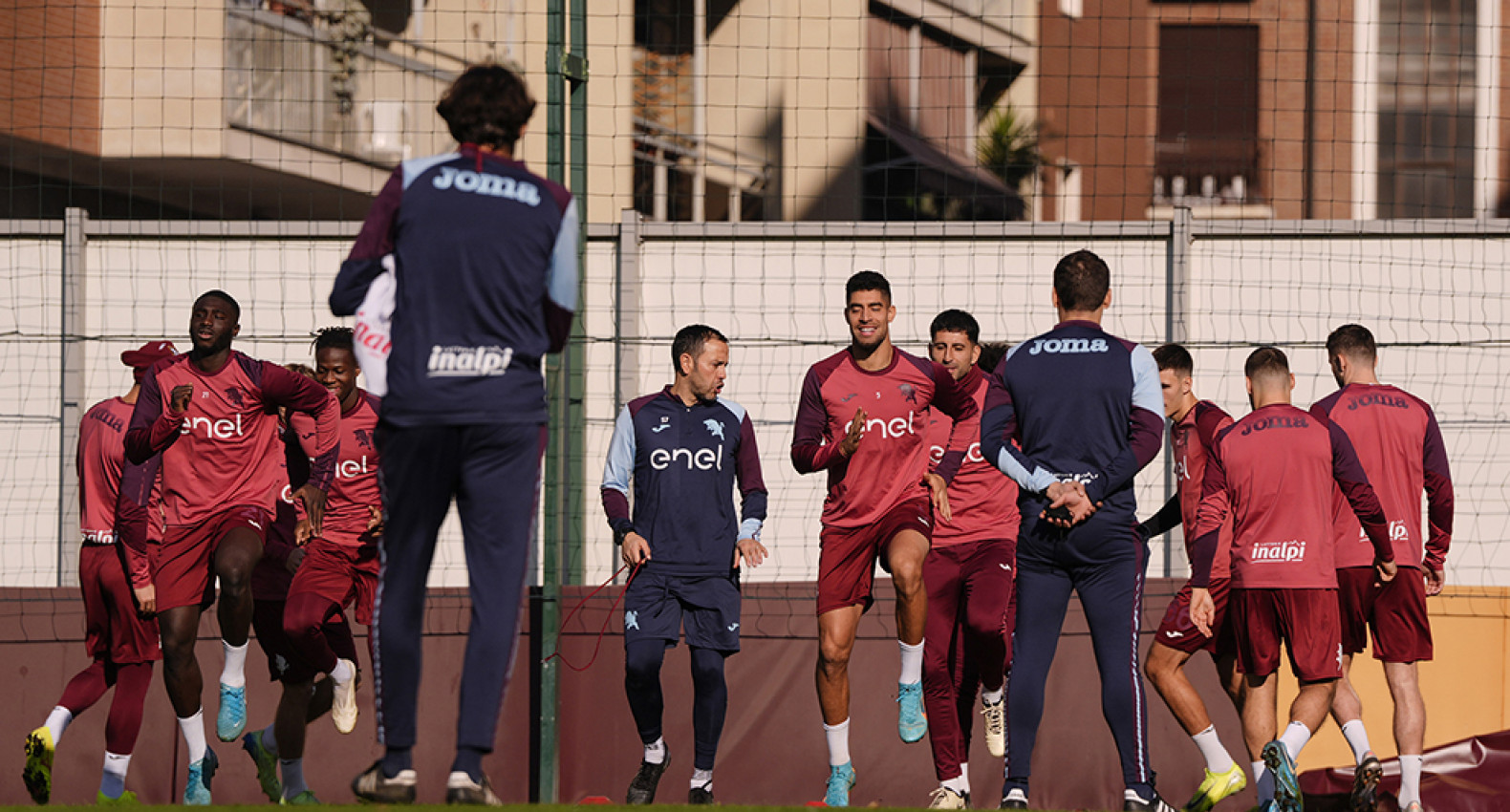 Immagini dall'allenamento del Torino, con Adam Masina (©: Torino FC)