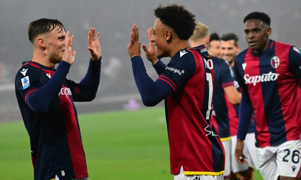 Bologna-Venezia: Dan Ndoye e Sam Beukema (© Bologna FC 1909)