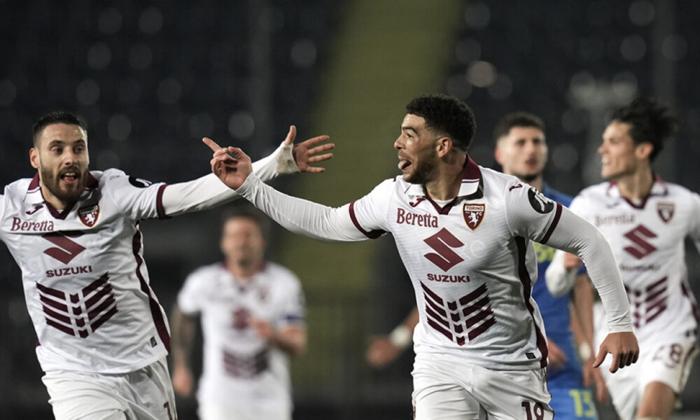 Che Adams e Nikola Vlasic esultano per il gol vittoria in Torino-Empoli