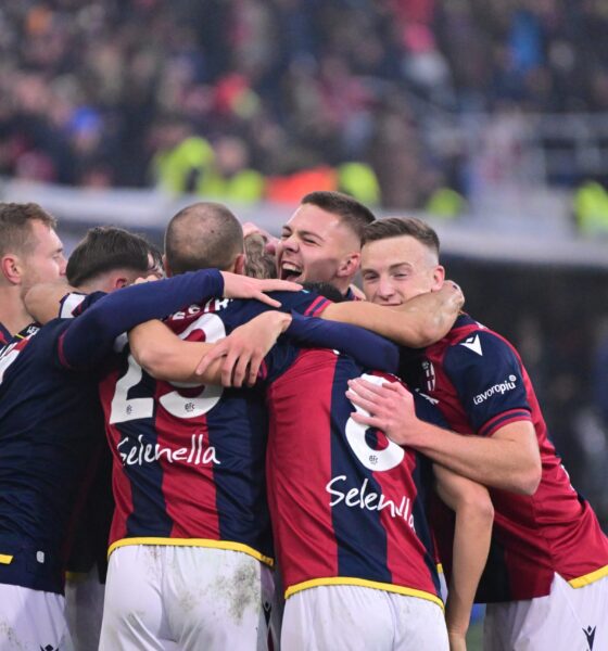 La felicità dei giocatori del Bologna