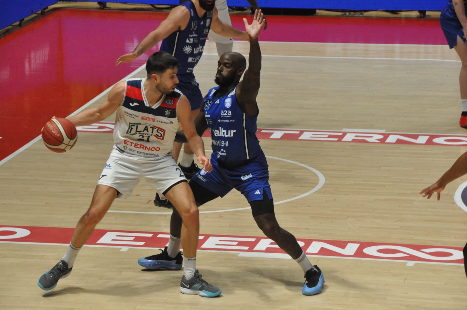 Matteo Fantinelli in Fortitudo Flats Service Bologna - Valtur Brindisi (©Mauro Donati - Fortitudo Flats Service Bologna)