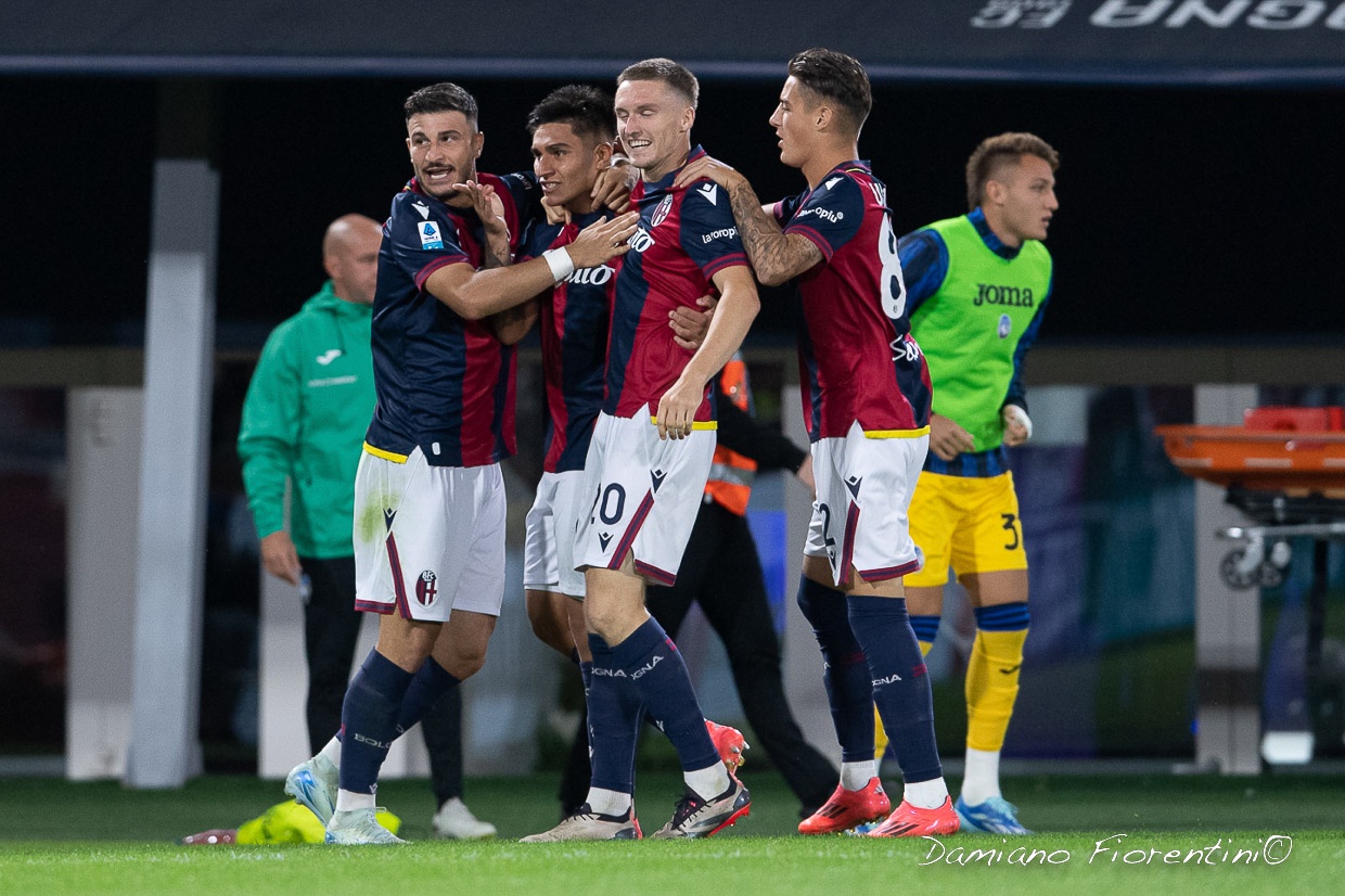 I giocatori rossoblù in Bologna-Atalanta